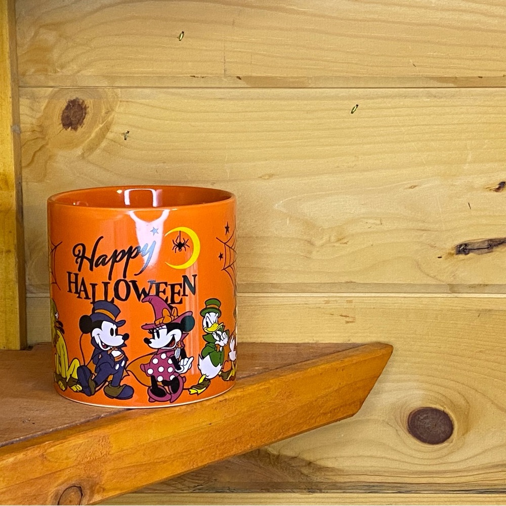 Disney "Happy Halloween" Mug by Bioworld